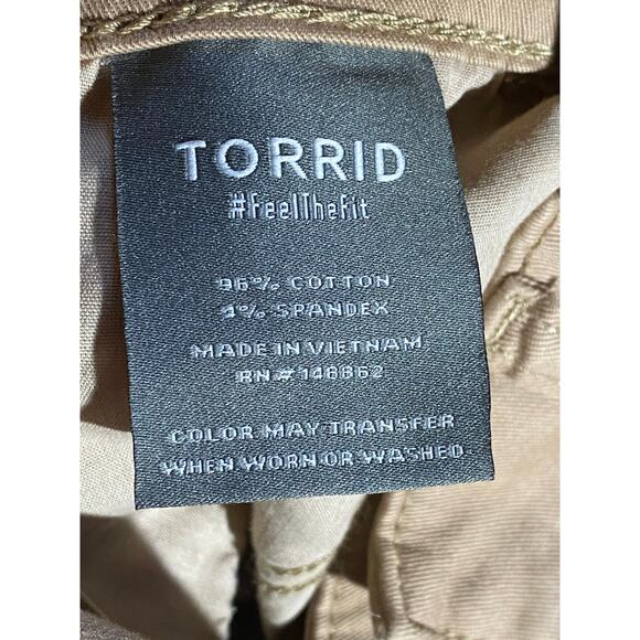 Torrid Wide Leg High Rise Chino Pants 14R Khaki Sage Outfit NWT Work Casual - Picture 3 of 9